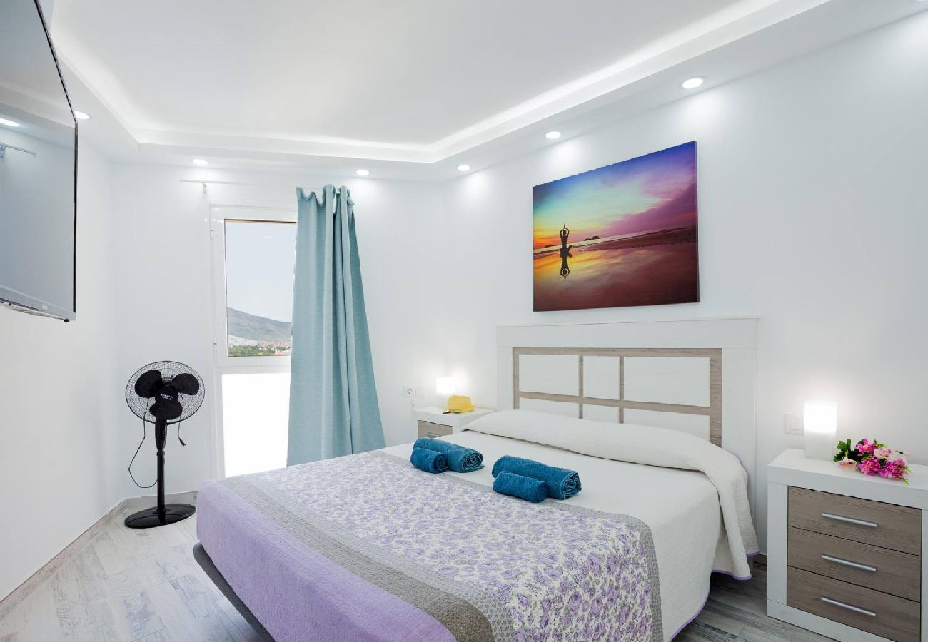 Apartamento en Arona - Fantastico Apartamento en el Corazón de Las Americas 
