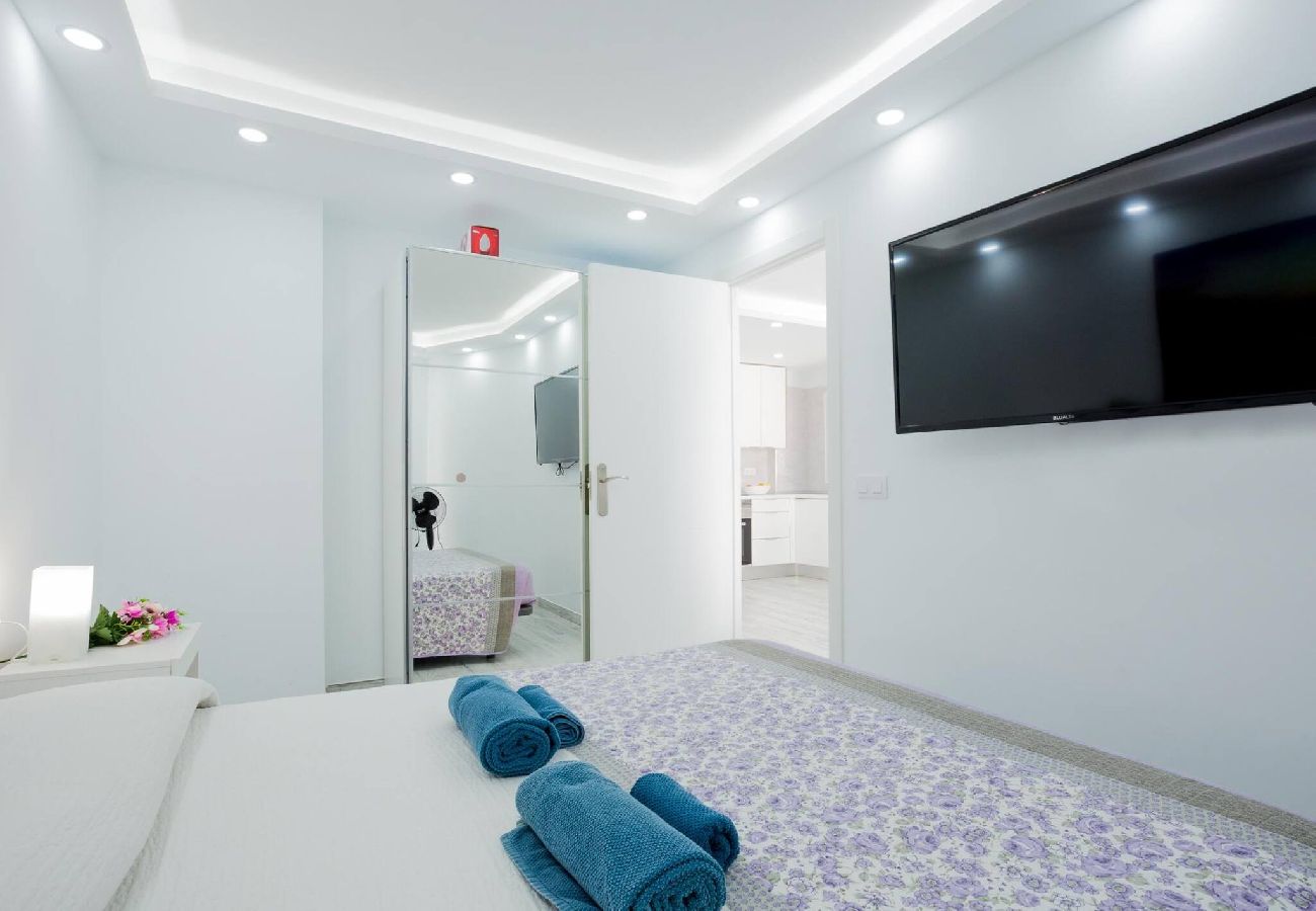 Apartamento en Arona - Fantastico Apartamento en el Corazón de Las Americas 