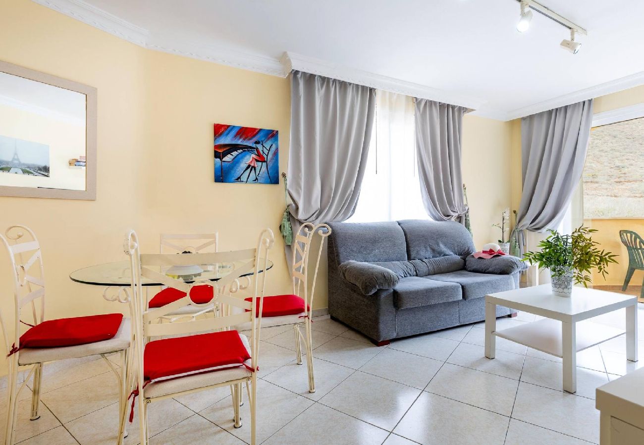 Apartamento en Los Cristianos - Apartamento Tropical ubicación inmejorable