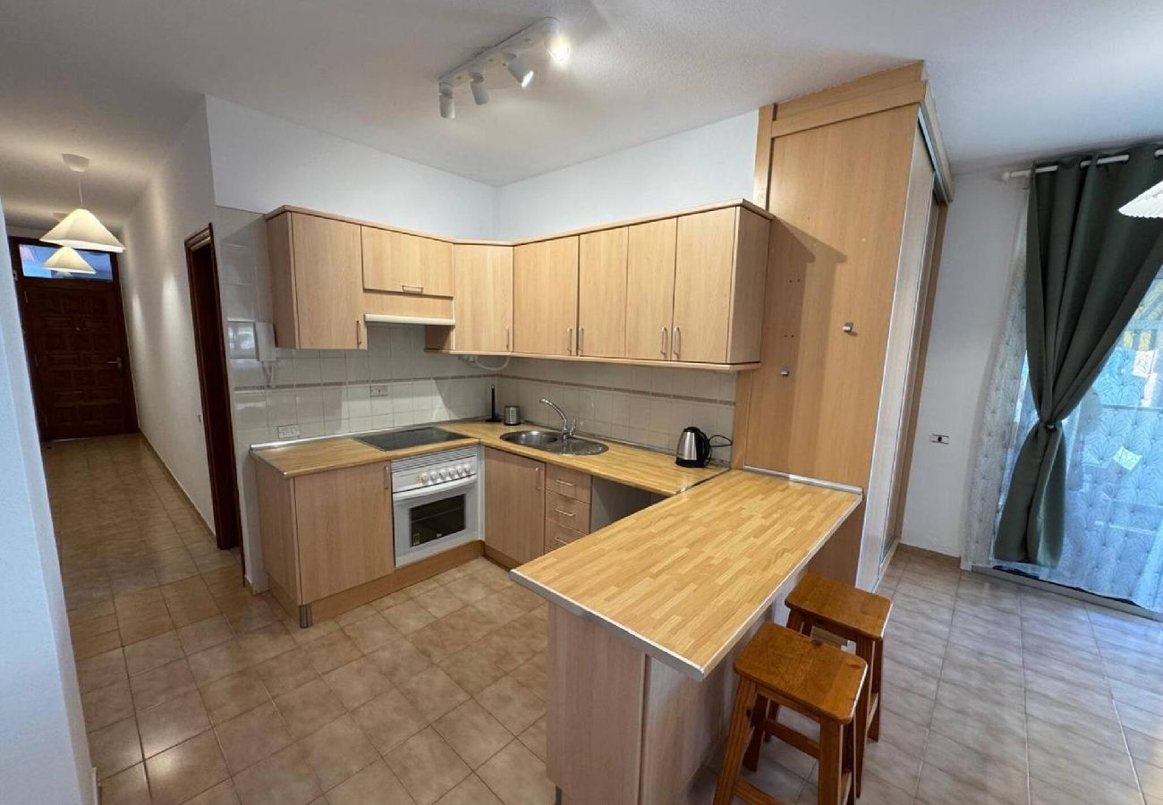 Apartamento en Santiago del Teide - Casa Flower con grande terraza