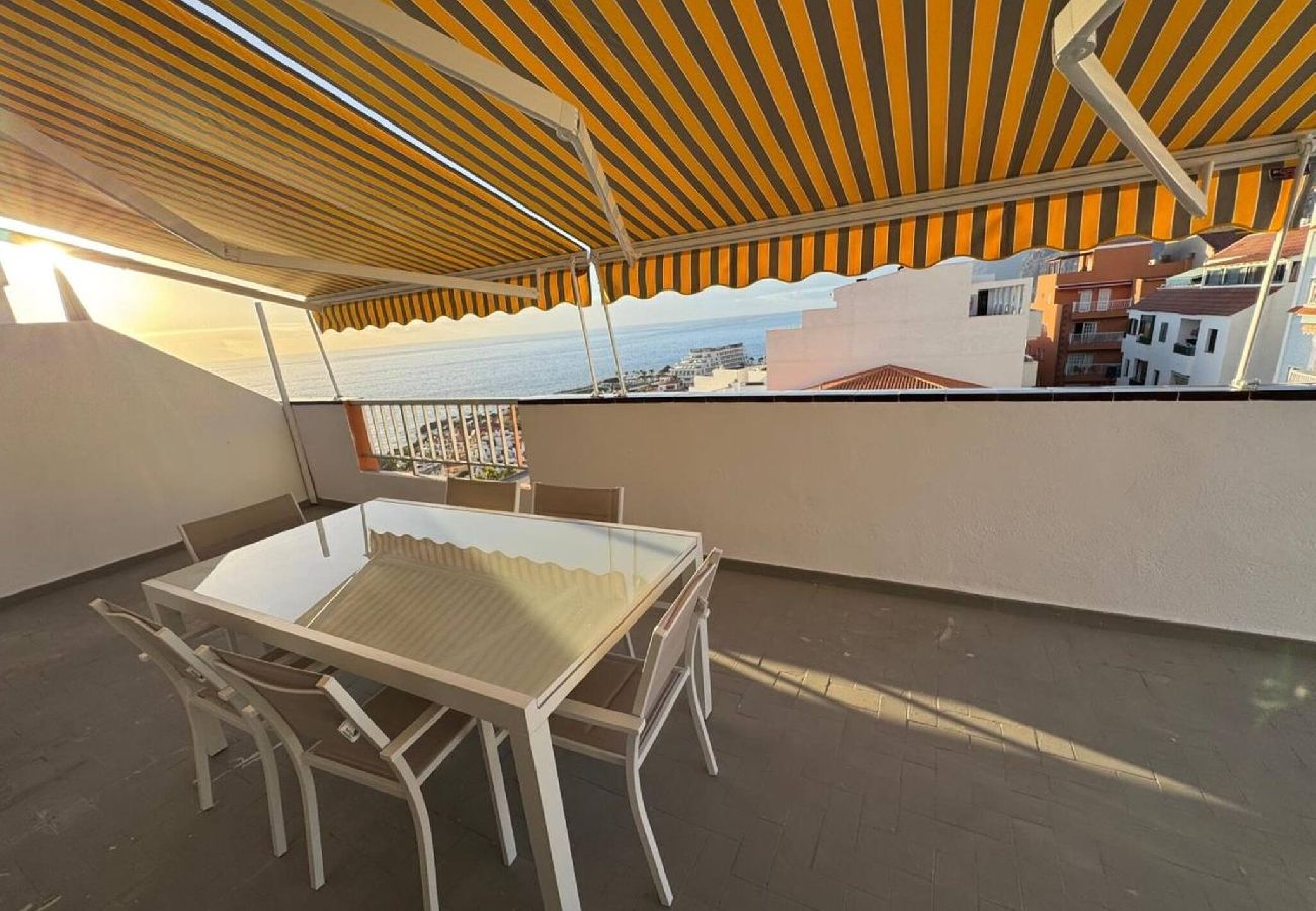 Apartamento en Santiago del Teide - Casa Flower con grande terraza