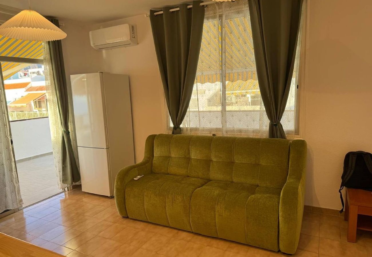 Apartamento en Santiago del Teide - Casa Flower con grande terraza