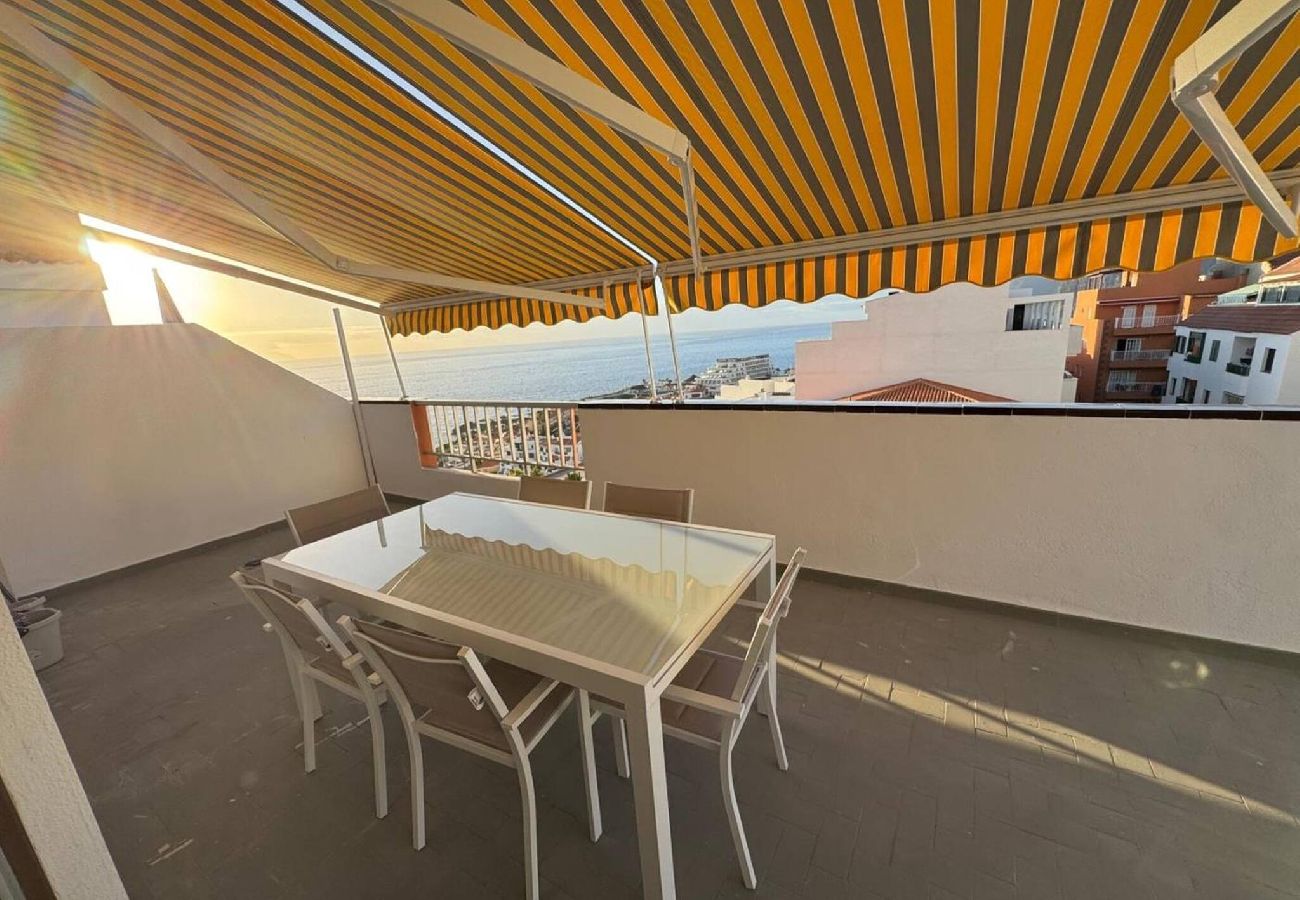 Apartamento en Santiago del Teide - Casa Flower con grande terraza