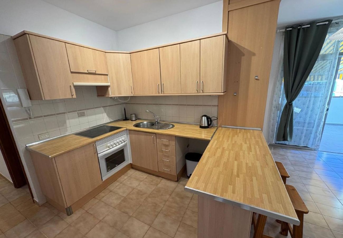Apartamento en Santiago del Teide - Casa Flower con grande terraza