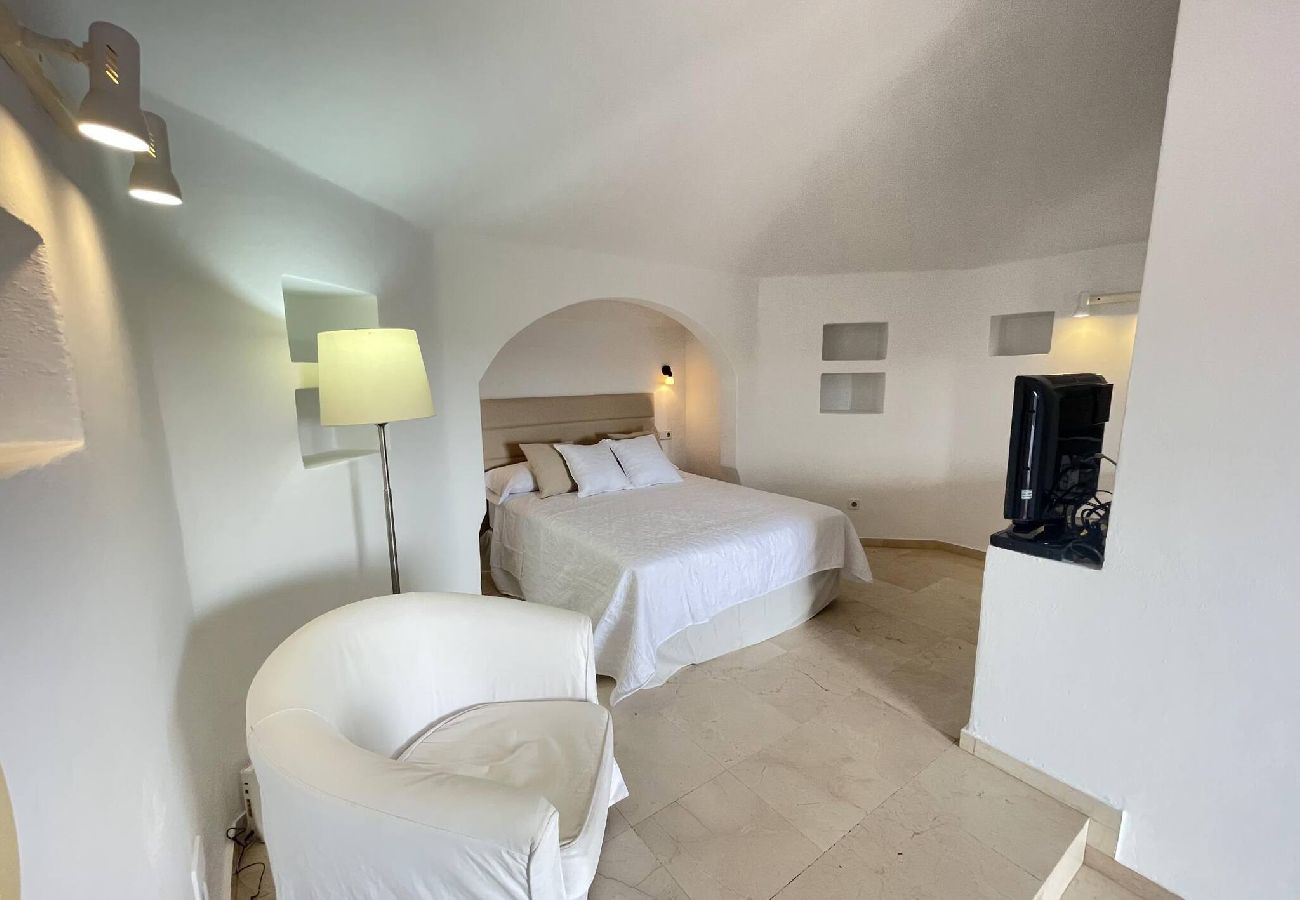 Apartamento en San Miguel de Abona - Oasis Attico estudio con terraza y piscina 