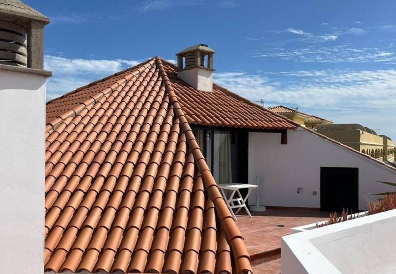 Apartamento en San Miguel de Abona - Oasis Attico estudio con terraza y piscina 