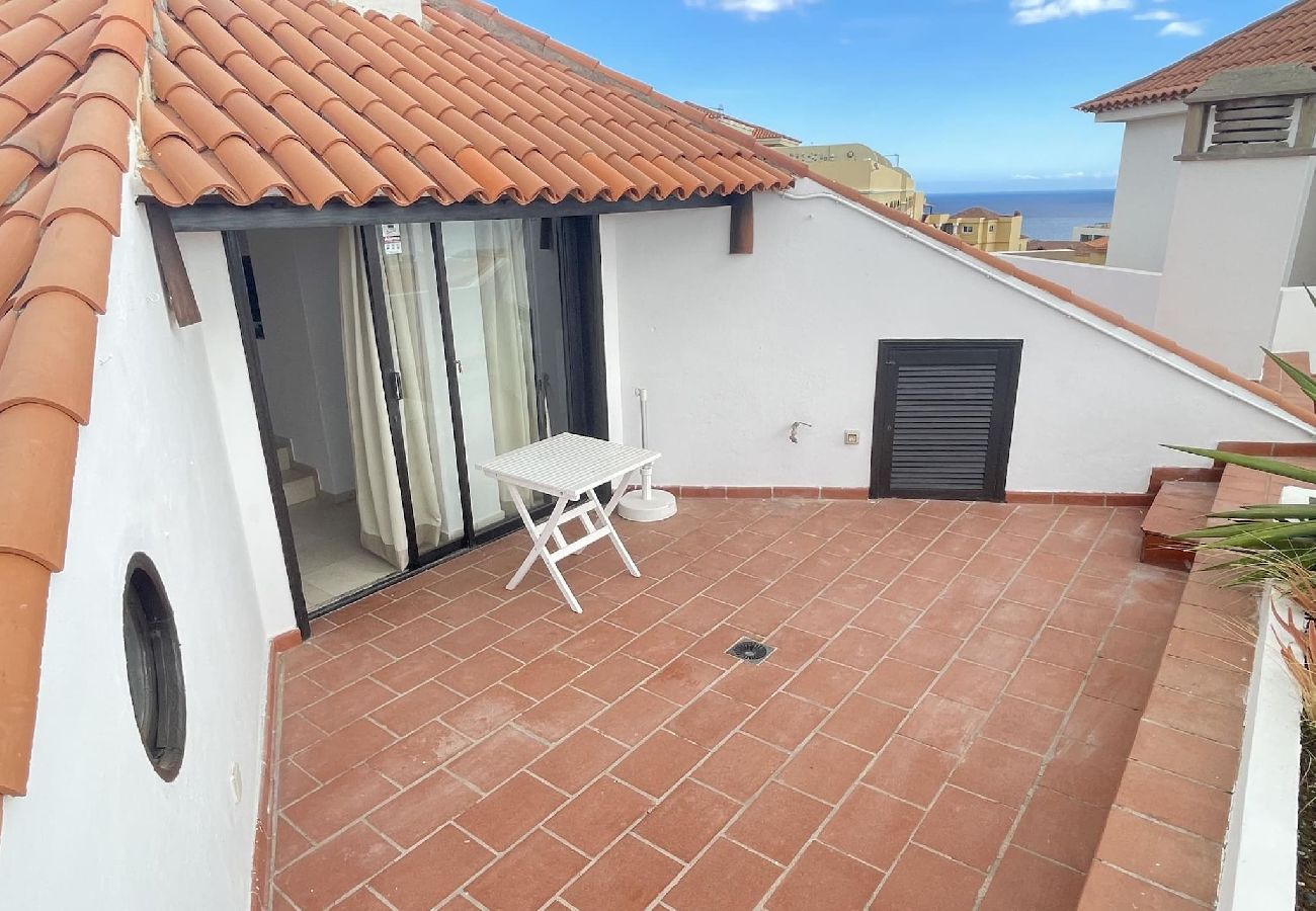 Apartamento en San Miguel de Abona - Oasis Attico estudio con terraza y piscina 