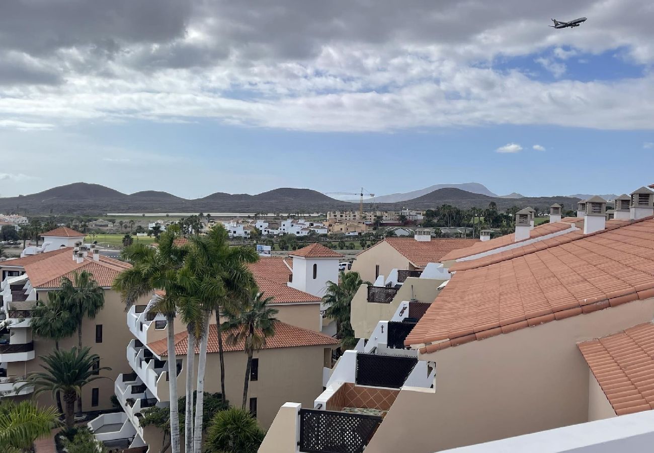 Apartamento en San Miguel de Abona - Oasis Attico estudio con terraza y piscina 